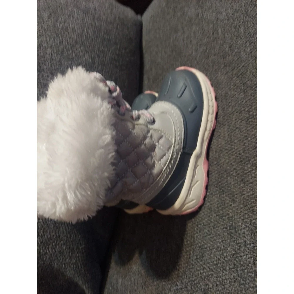 Carter's  Kids Vermont Winter Rain Snow Boots w  Faux  Fur Pink & Gray Size 8
